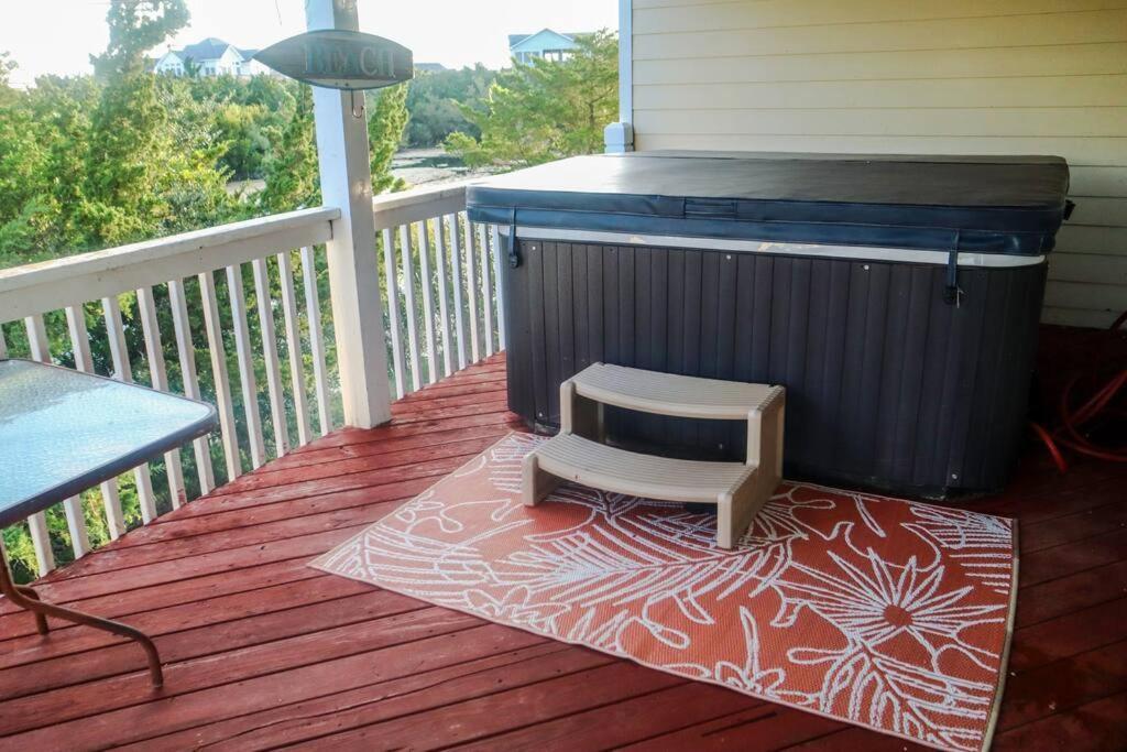 Lake Front Modern Beach House-Hatteras Island Avon Exterior photo